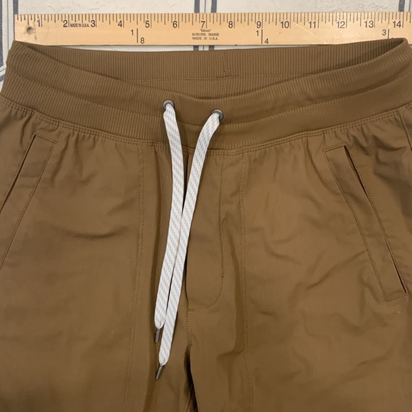 Vuori Meta Jogger size medium - Picture 2 of 11